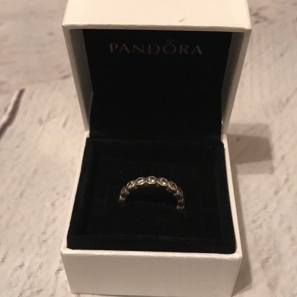 Pandora Ring